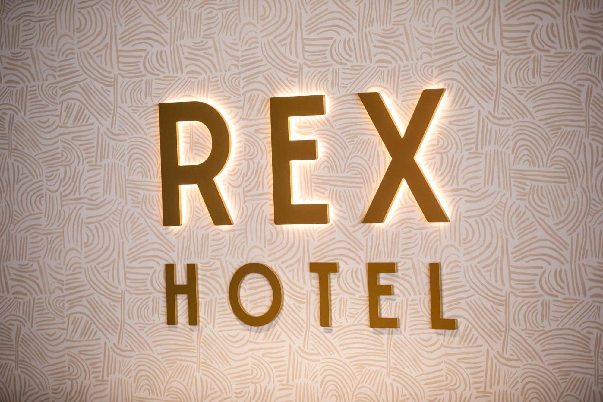 Nightcap At Rex Hotel Аделейд Екстериор снимка